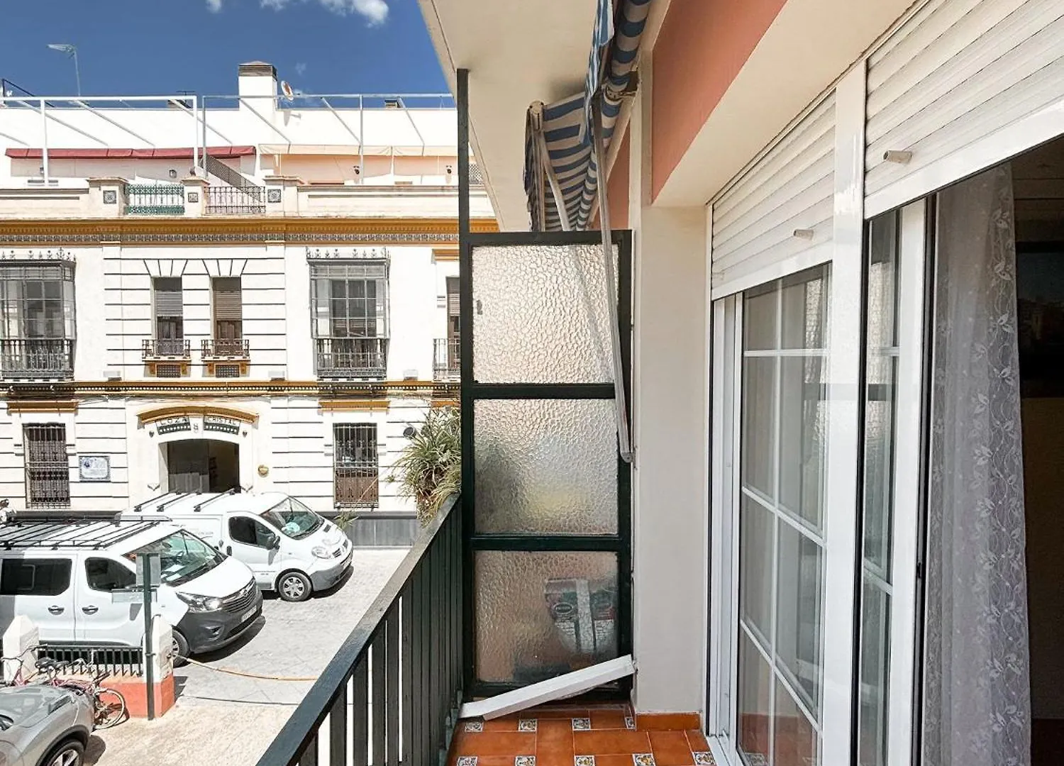 Monkeys Apartments Alfareria Triana Seville Spain